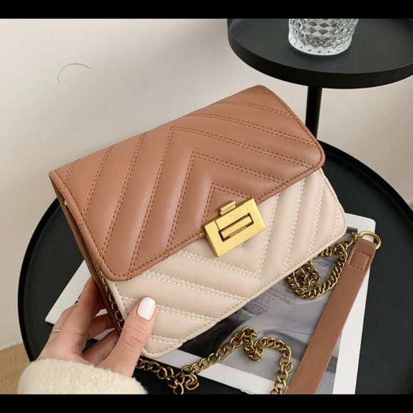 Street Fashion Crossbody - Picture 10 of 10